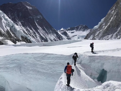 Ascension du Lhotse a 8516 metres au Nepal